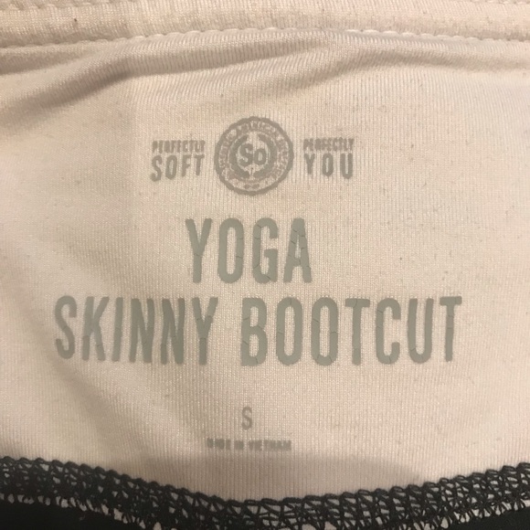 🛍 3/$24 BUNDLE SO Bootcut Yoga Pants Size Small - Picture 13 of 16